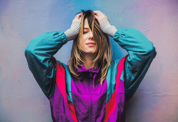 How to Combine a Tweed Jacket with Modern Accessories for an Updated Heritage Look?